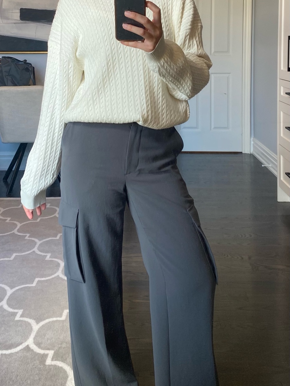 Wilfred Wide-Leg Cargo Trousers in Dark Gray